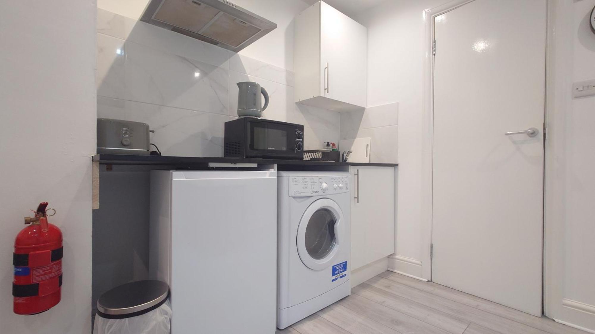 Comfort Camden Studio Apartments Londra Esterno foto
