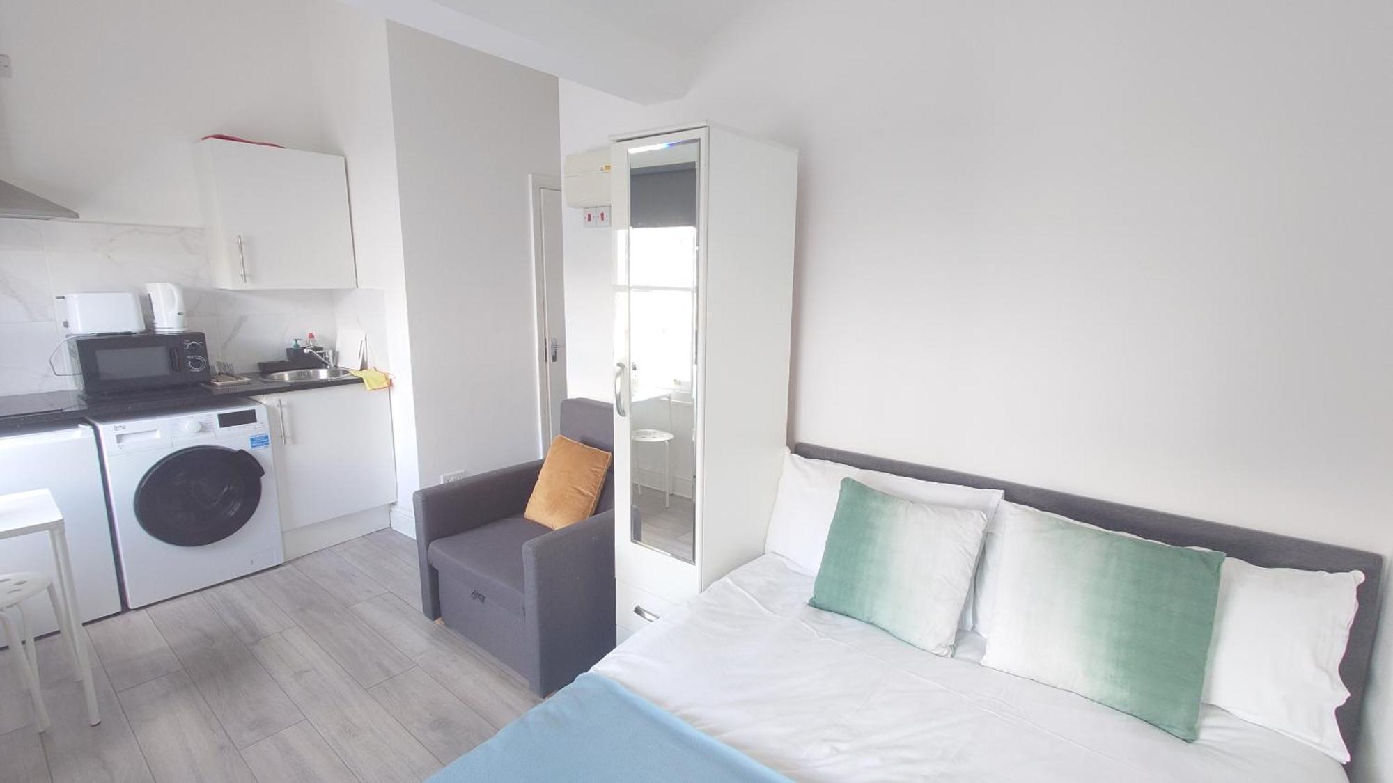 Comfort Camden Studio Apartments Londra Esterno foto